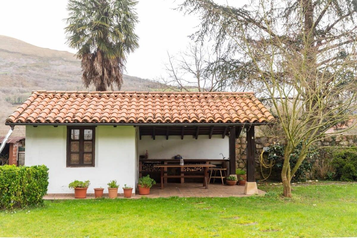 Casa Rural La Carlota Renedo De Cabuerniga Villa ภายนอก รูปภาพ